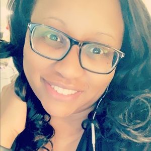 Meet your Posher, Sharisa